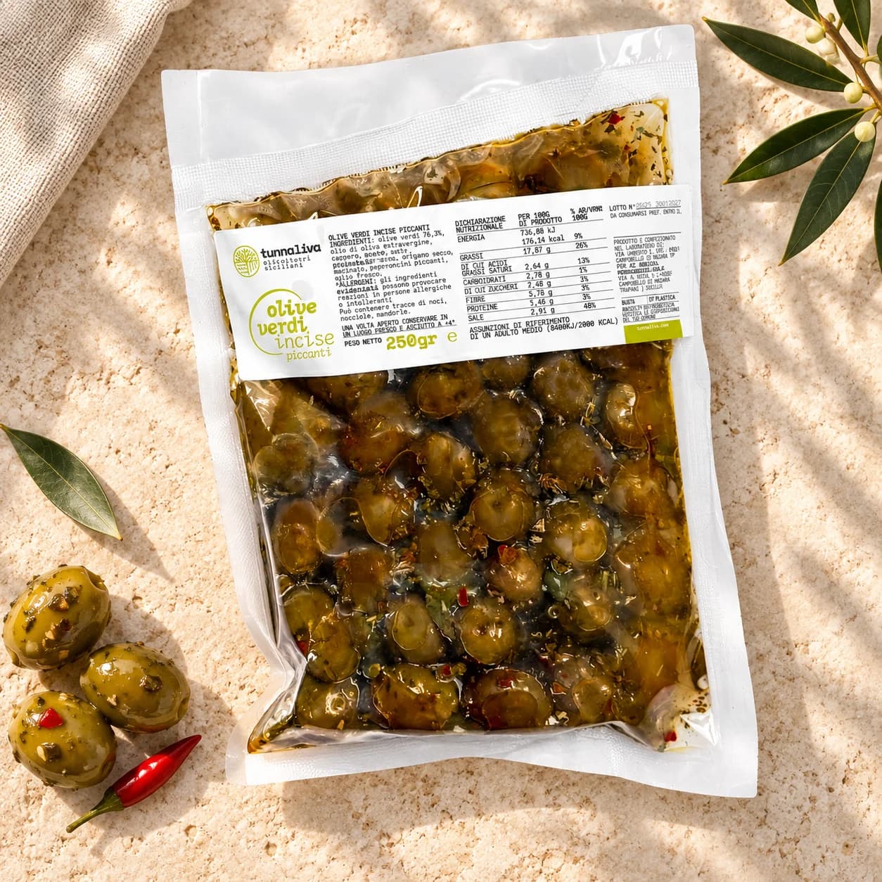 Olives vertes incisées piquantes aux câpres — Sachet 250 g